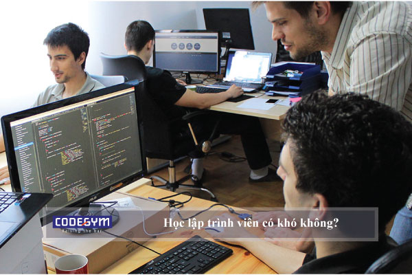 Học lập trình viên có khó không?