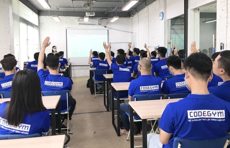 khai-giang-khoa-cgc-codegym-chao-don-tan-hoc-vien-cuoi-thang-7-2020-9 CodeGym
