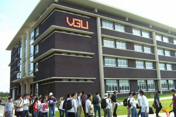 trường đại học có học phí cao