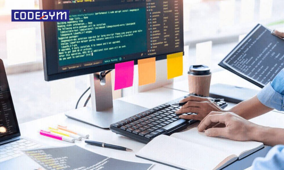 5 kh a h c l p tr nh c online cho ng i m i b t u codegym