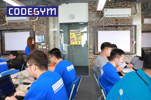 Nên học lập trình web ở CodeGym