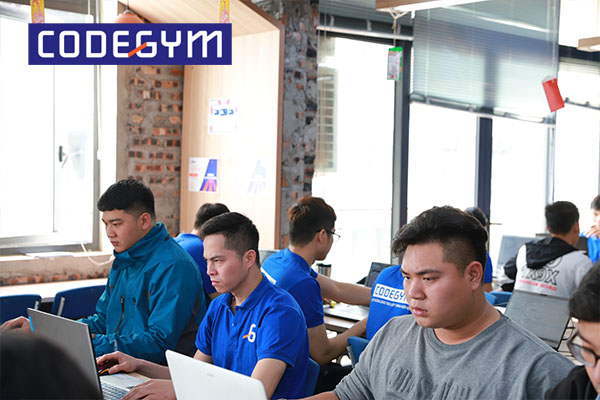 Nên học lập trình TPHCM tại CodeGym