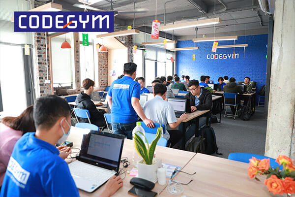 Khóa học PHP tại CodeGym chỉ với thời gian học là 5 tháng