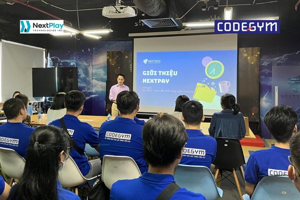 Học Viên CodeGym Trải Nghiệm Thực Tế Doanh Nghiệp