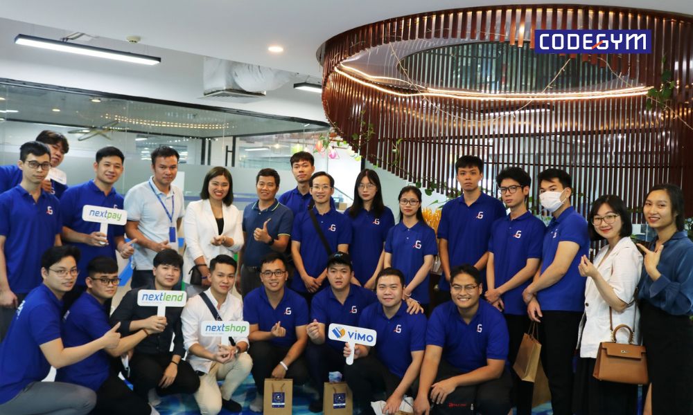 Học Viên CodeGym Trải Nghiệm Thực Tế Doanh Nghiệp