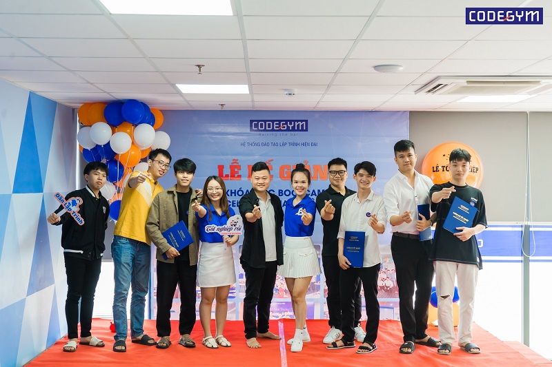 buổi lễ tốt nghiệp của CodeGym Đà Nẵng