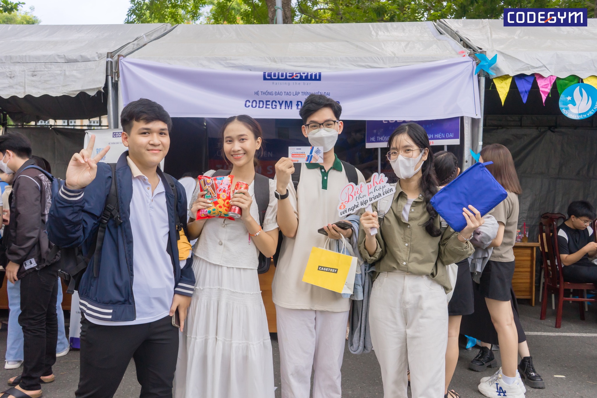CodeGym Đà Nẵng chào đón Tân sinh viên Trường Đại học Kinh tế