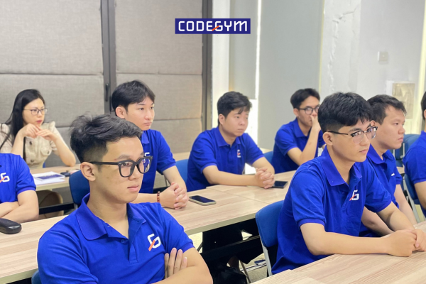 khai giảng khóa Bootcamp Java Web