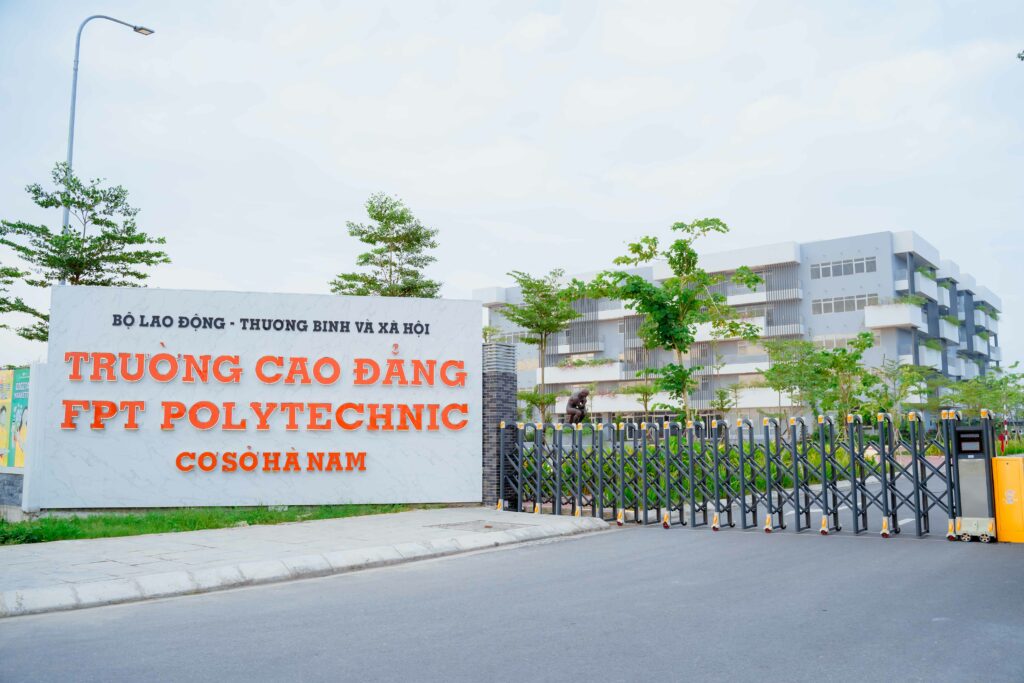 trường cao đẳng polytechnic