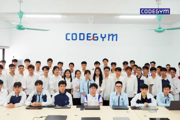 codegym hợp tác cùng nhà trường 1